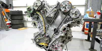 Що показало дефектування одного з найпроблемніших двигунів Toyota: цей V6 замінили за гарантією лише у 2026 році